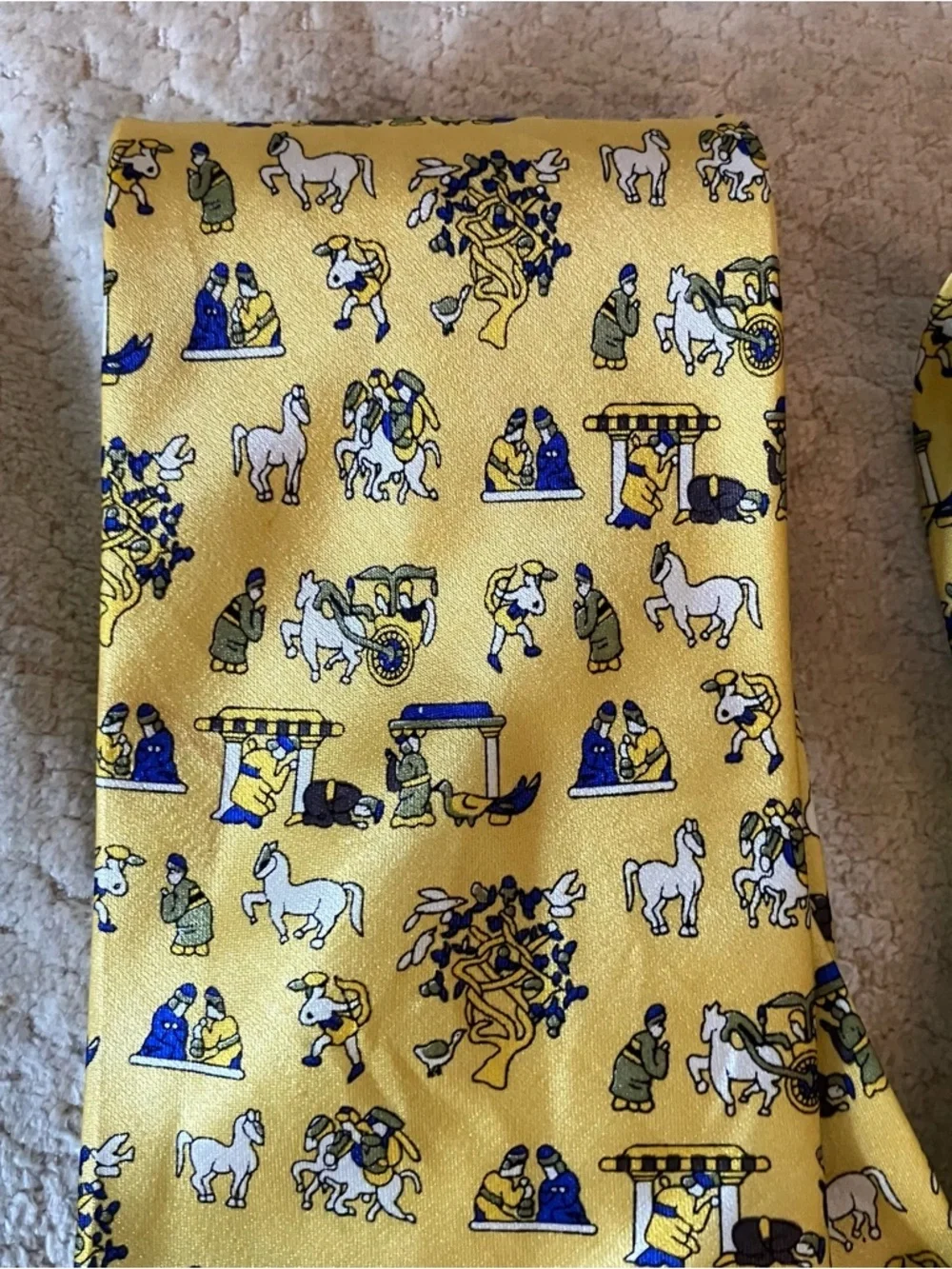 Men's Necktie Tie 100% Silk Yellow Asian Warrior Horses Temples Print